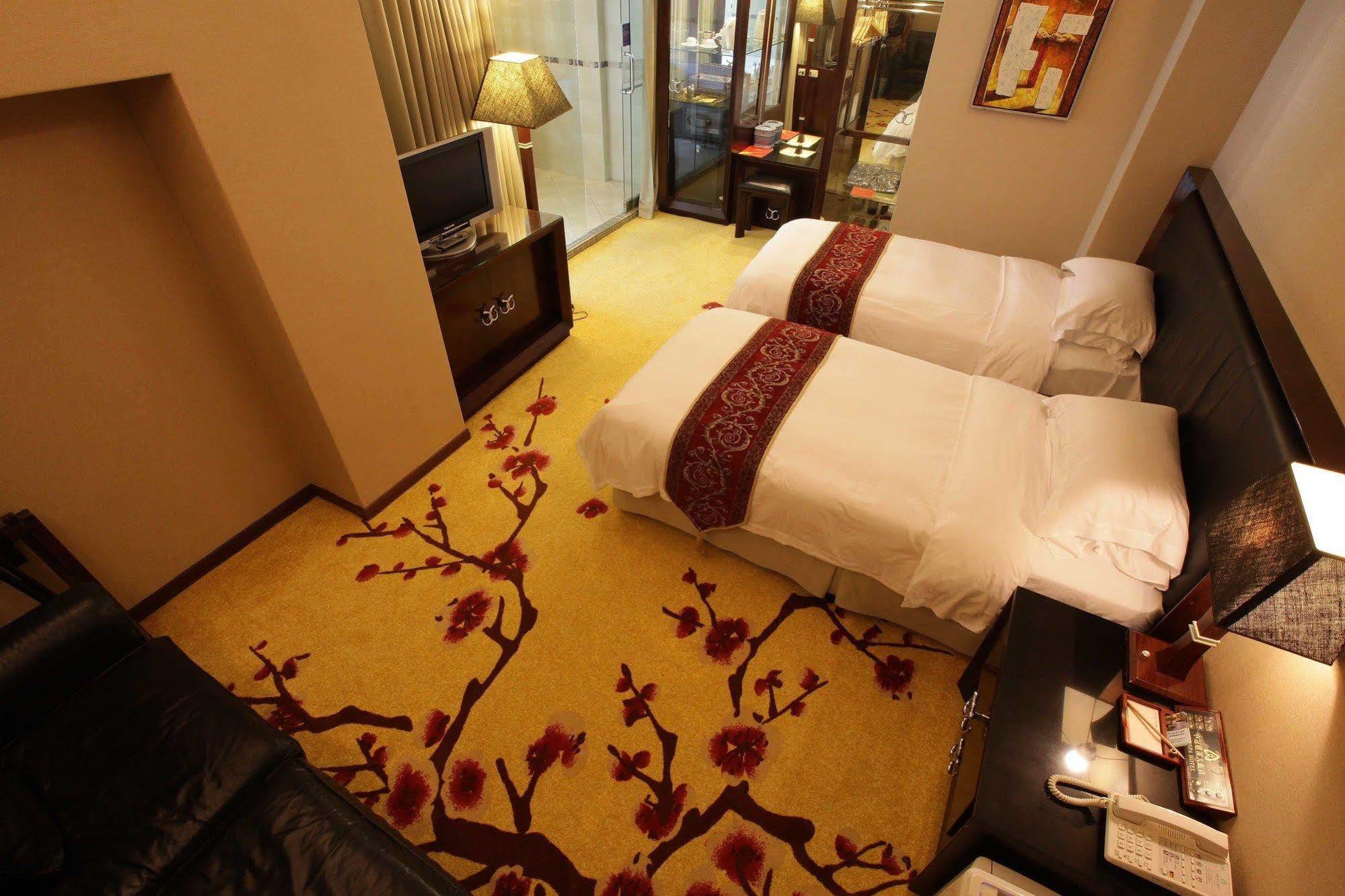 Art Spa Hotel Yilan Экстерьер фото